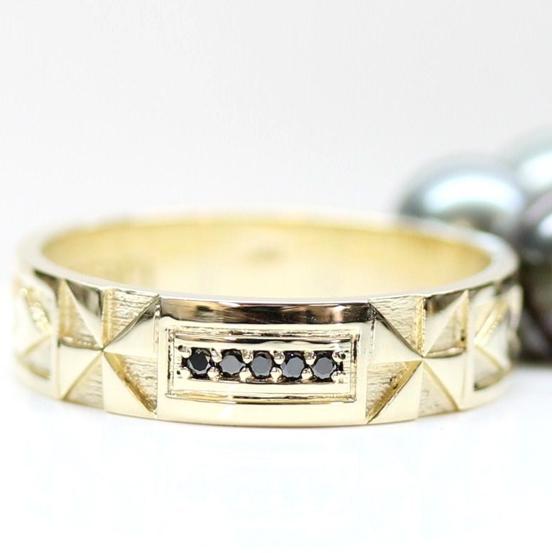 Male wedding band